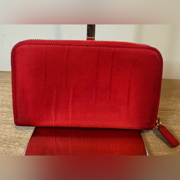 Prada Nylon Wallet | Overall Good Condition - Picture 4 of 10